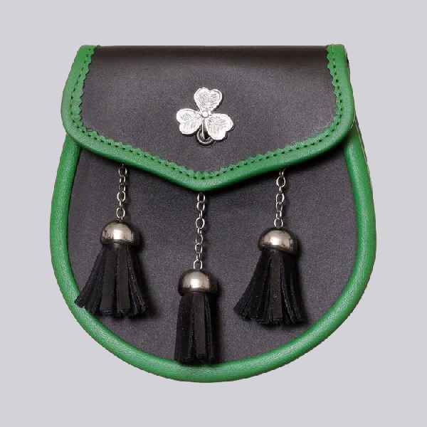 Shamrock Emblem Black Leather Sporran With Green Trim